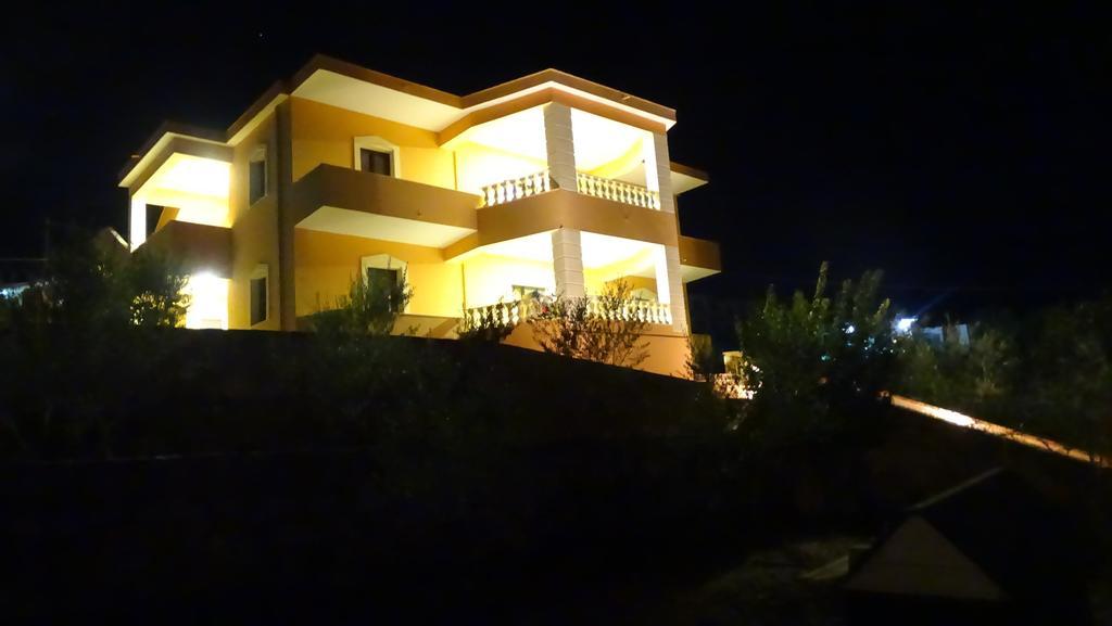 Villa Lions Ksamil Habitación foto